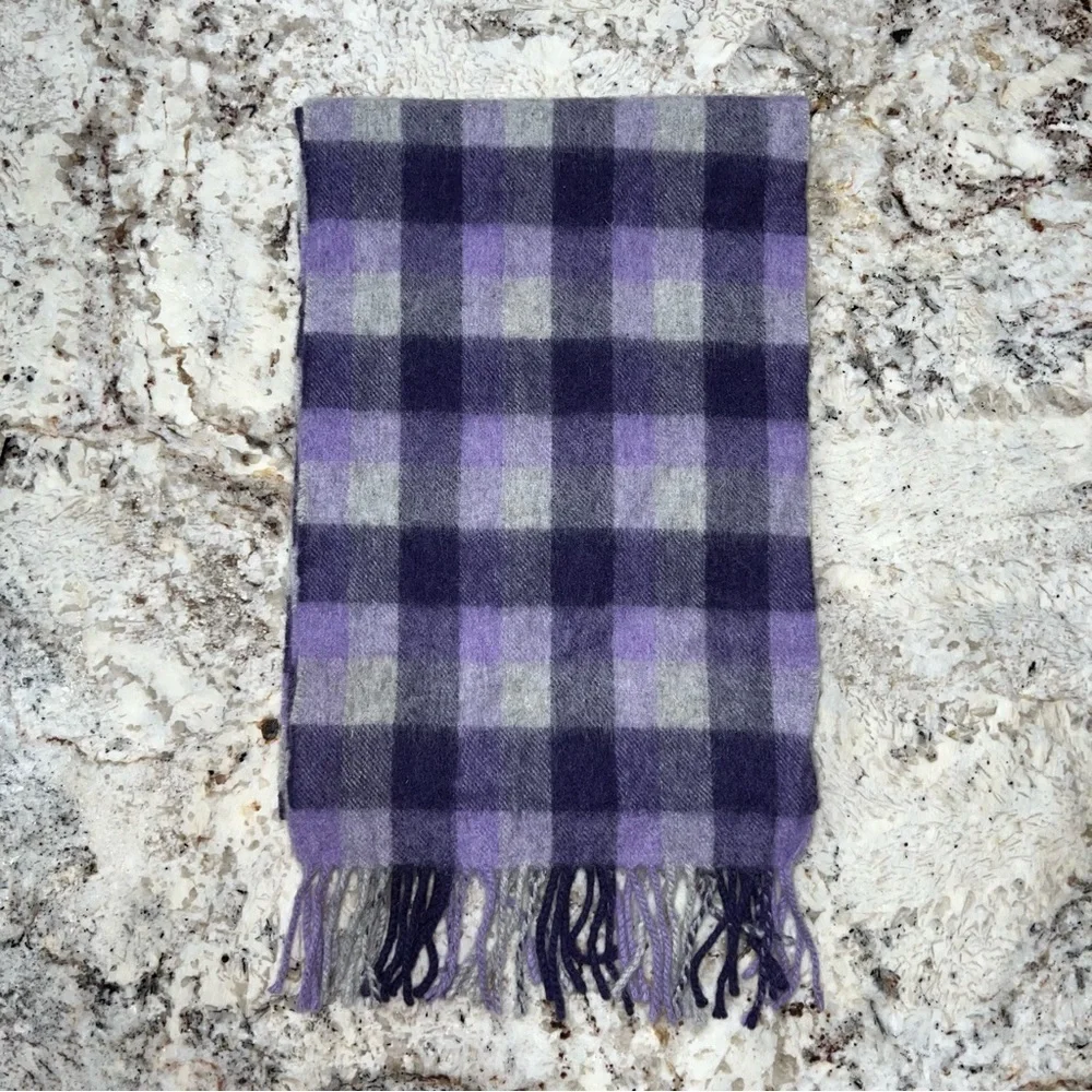 Ballantrae Edinburgh 100% Lambswool Purple and Gray Plaid Scarf - Picture 6 of 8